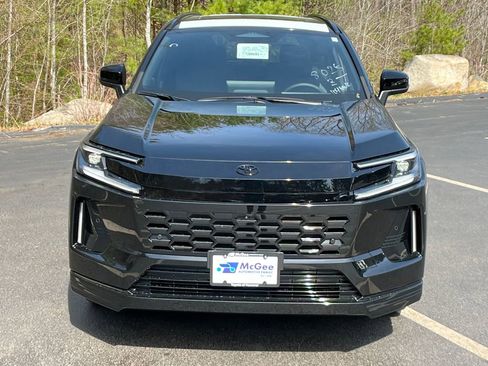 New 2026 Toyota RAV4 XSE w/ Weather Package AWD/4WD image 8