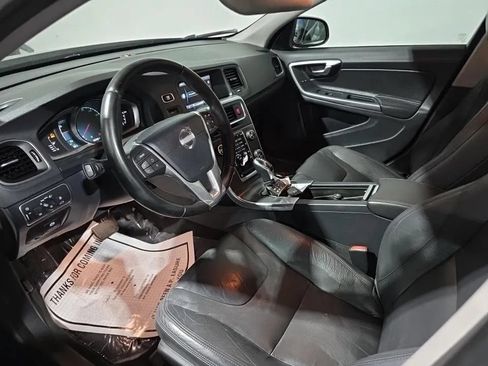 Used 2014 Volvo S60 T5 FWD image 5