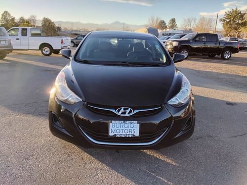 Used 2012 Hyundai Elantra GLS w/ Comfort Pkg 2 image 2