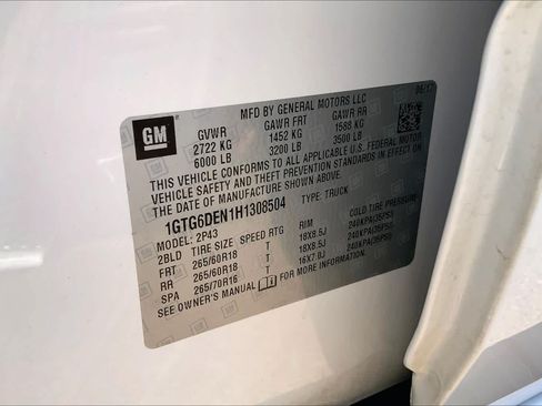 Used 2017 GMC Canyon SLT w/ Driver Alert Package AWD/4WD image 36