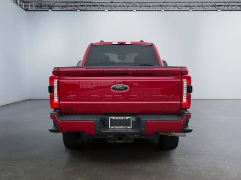 Used 2023 Ford F250 XLT w/ Black Appearance Package AWD/4WD image 4