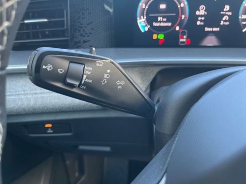 New 2026 Volkswagen Tiguan S image 11