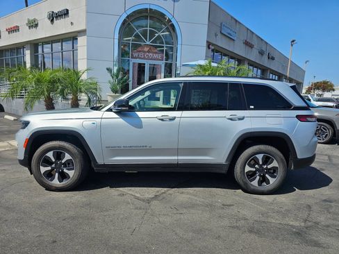 Used 2024 Jeep Grand Cherokee Limited 4xe AWD/4WD image 5