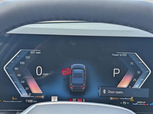 New 2026 BMW 330i xDrive Sedan w/ Convenience Package image 10