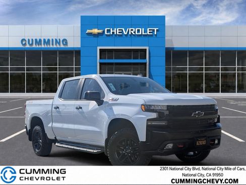 Certified 2020 Chevrolet Silverado 1500 LT Trail Boss AWD/4WD image 1