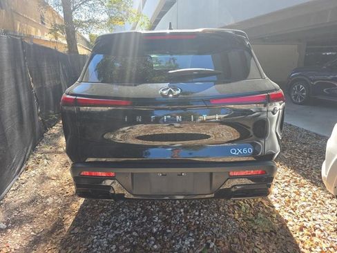 Certified 2023 INFINITI QX60 Pure image 14