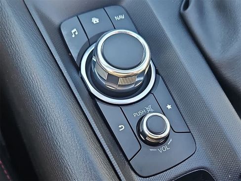 Used 2017 MAZDA MX-5 Miata RF Club image 16