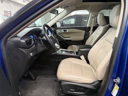 Used 2022 Ford Explorer Limited w/ Hybrid Equipment Group 310A image 15
