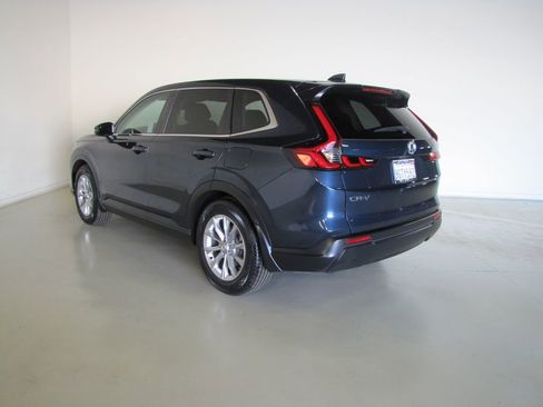 Used 2023 Honda CR-V EX image 23
