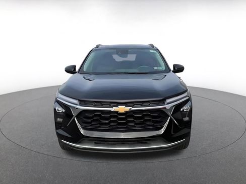 Used 2025 Chevrolet Trax LT image 5