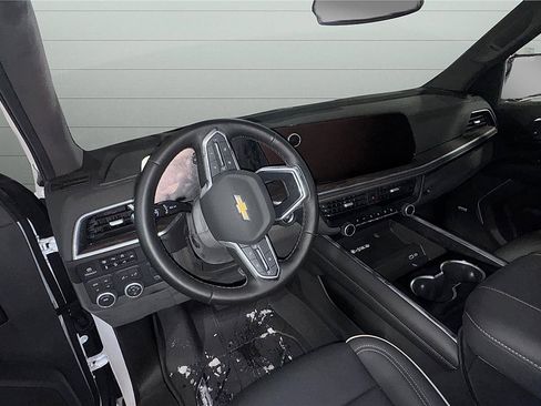 New 2025 Chevrolet Tahoe Premier AWD/4WD image 12