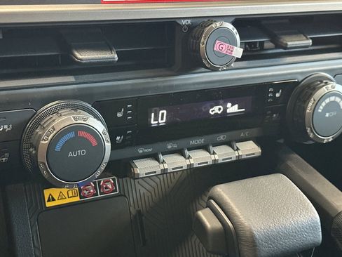 New 2026 Toyota 4Runner TRD Off-Road Premium image 24