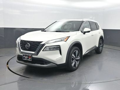 Used 2021 Nissan Rogue SL w/ Premium Package