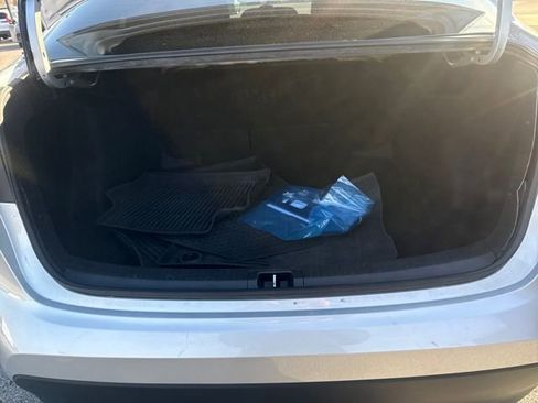 Used 2024 Toyota Corolla LE image 17