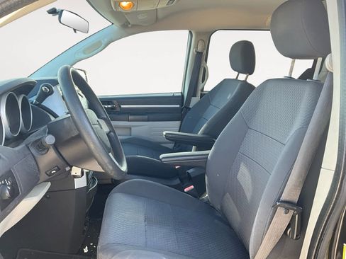 Used 2010 Dodge Grand Caravan SE w/ Popular Equipment Group image 9