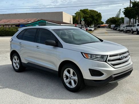 Used 2018 Ford Edge SE image 10