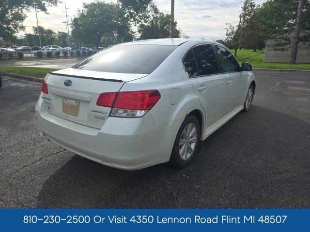Used 2011 Subaru Legacy 2.5i Premium AWD/4WD image 8