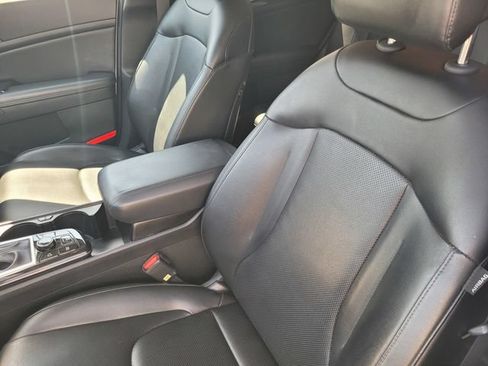 Used 2023 Kia Sportage EX FWD image 11