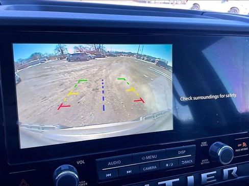 Used 2025 Nissan Frontier SV w/ SV Convenience Package image 14