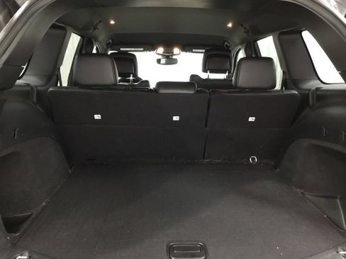 Used 2018 Jeep Grand Cherokee Limited AWD/4WD image 17