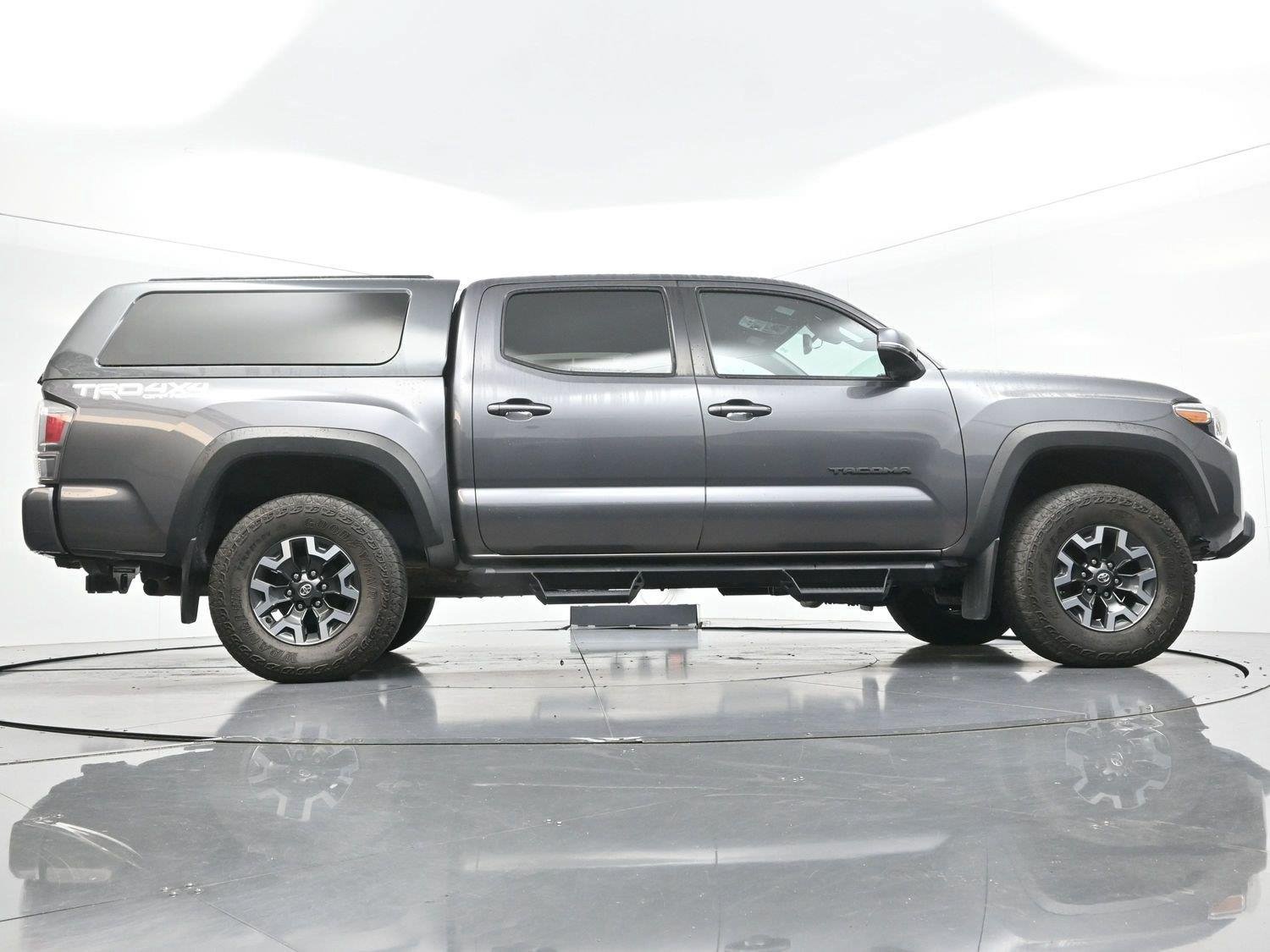 Used 2021 Toyota Tacoma TRD Off-Road w/ Technology Package AWD/4WD image 51