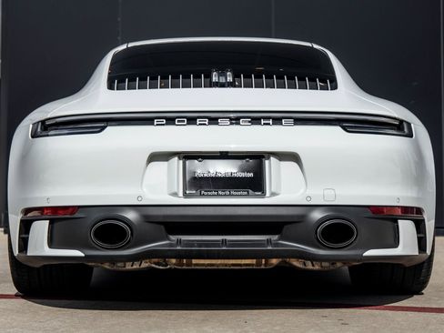 Certified 2022 Porsche 911 Carrera 4S image 10