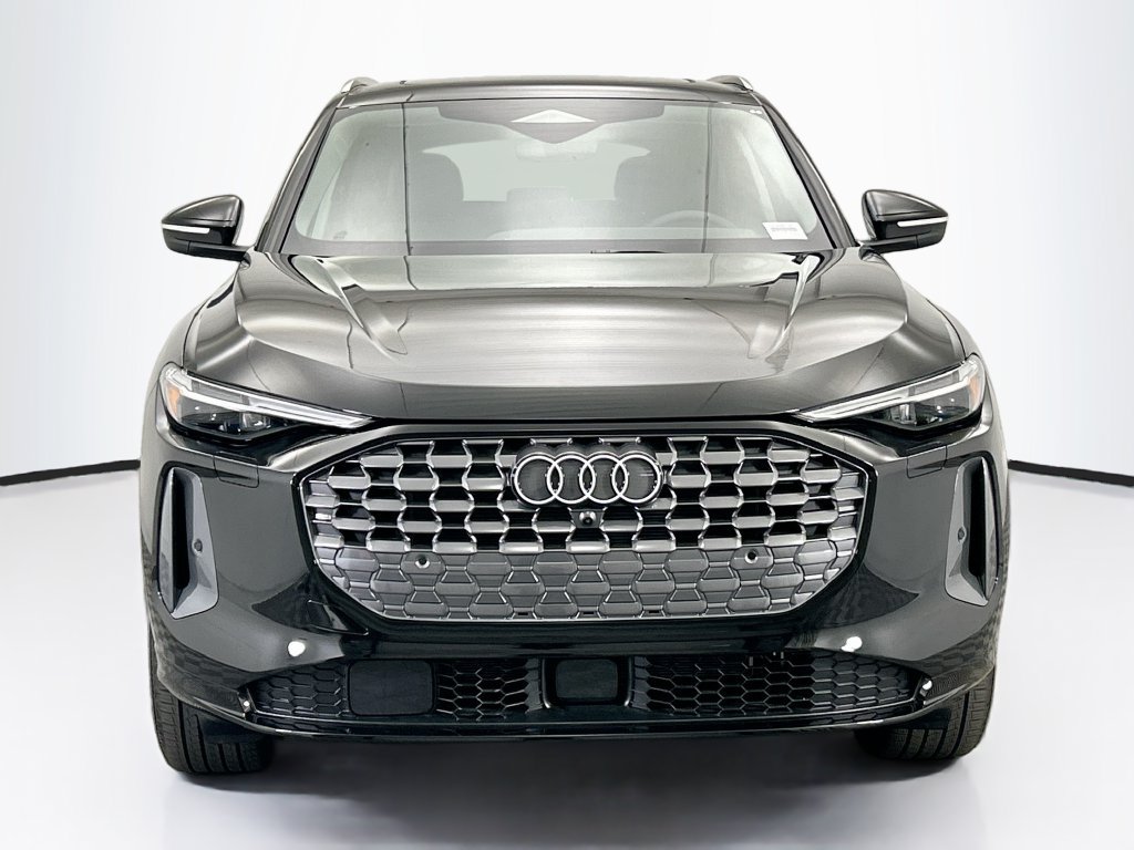Used 2025 Audi Q5 Premium Plus AWD/4WD image 3