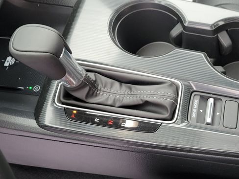 Certified 2025 Honda Civic Sport Touring image 28