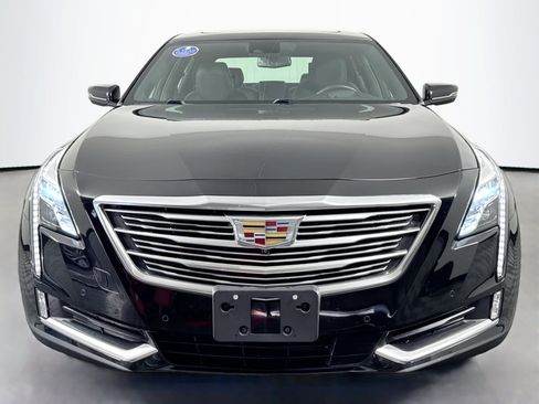 Used 2018 Cadillac CT6 Platinum image 3