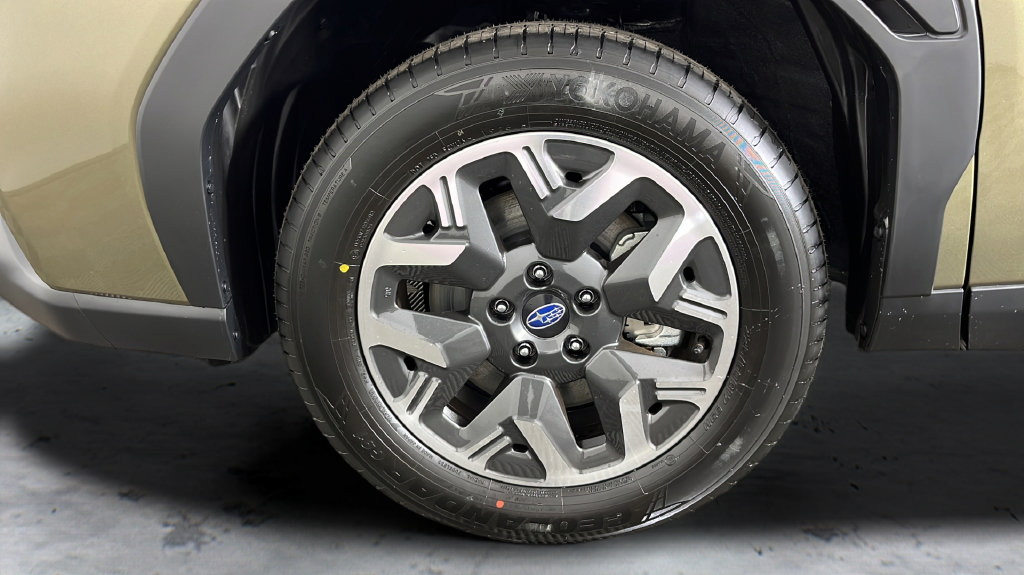 New 2026 Subaru Forester Premium AWD/4WD image 32