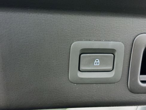 Used 2024 MAZDA CX-30 AWD 2.5 S w/ Preferred Package image 32