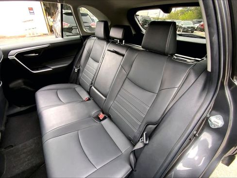 Used 2023 Toyota RAV4 XLE Premium image 20