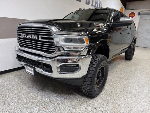 Used 2019 RAM 2500 Laramie image 3