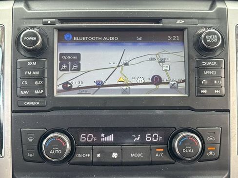 Used 2017 Nissan Titan SL RWD image 18
