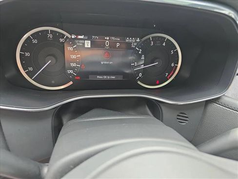 Used 2022 Jaguar F-PACE S AWD/4WD image 19