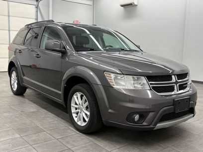 Used 2017 Dodge Journey SXT w/ Comfort/Convenience Group