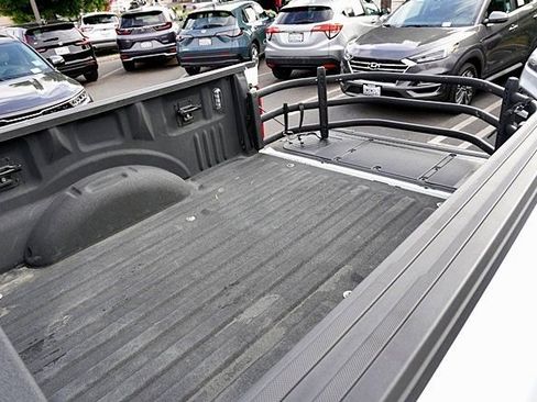 Used 2023 Ford F150 Raptor w/ Raptor 37 Performance Package AWD/4WD image 17