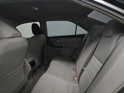 Used 2017 Toyota Camry LE FWD image 13
