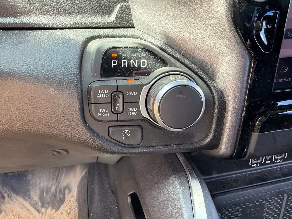 Used 2025 RAM 1500 Big Horn AWD/4WD image 27