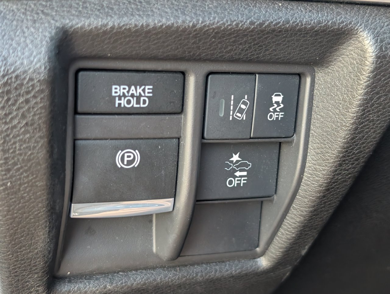 Used 2020 Acura MDX SH-AWD image 22