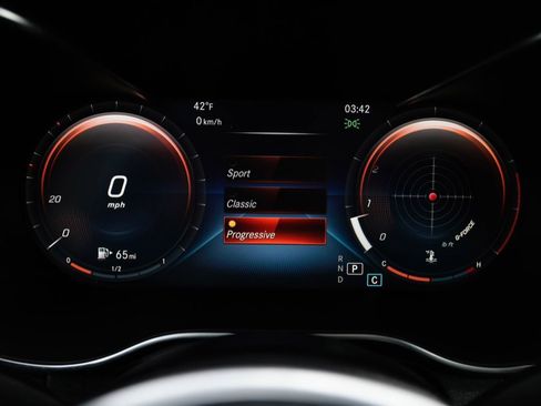 Used 2021 Mercedes-Benz GLC 300 4MATIC image 63