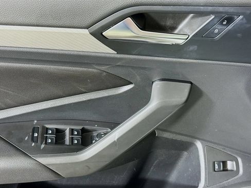 Used 2019 Volkswagen Jetta SE FWD image 22