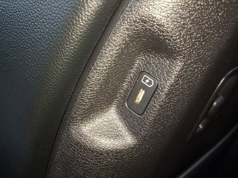 Used 2023 Kia Sportage X-Line w/ X-Line Premium Package image 11