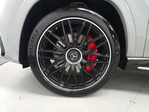 Used 2024 Mercedes-Benz GLS 63 AMG 4MATIC w/ Acoustic Comfort Package image 40