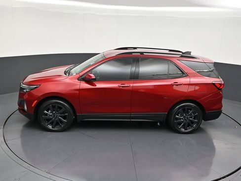 Used 2023 Chevrolet Equinox RS image 16