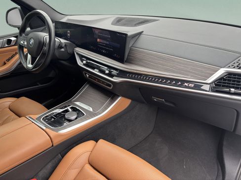 Used 2024 BMW X5 sDrive40i image 25