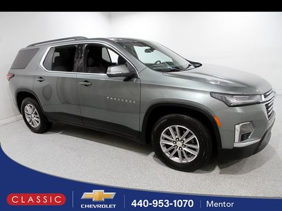 Used 2023 Chevrolet Traverse LT