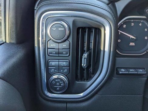 Used 2023 GMC Sierra 2500 Denali w/ Denali Ultimate Package AWD/4WD image 27