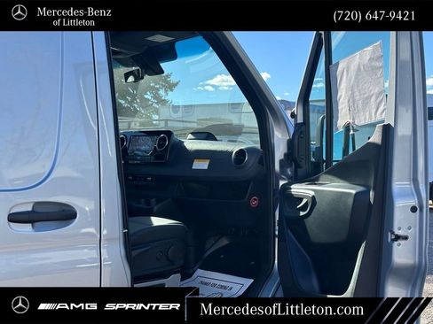 New 2025 Mercedes-Benz Sprinter 2500 image 21