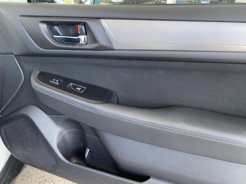 Used 2016 Subaru Outback 2.5i Premium AWD/4WD image 35